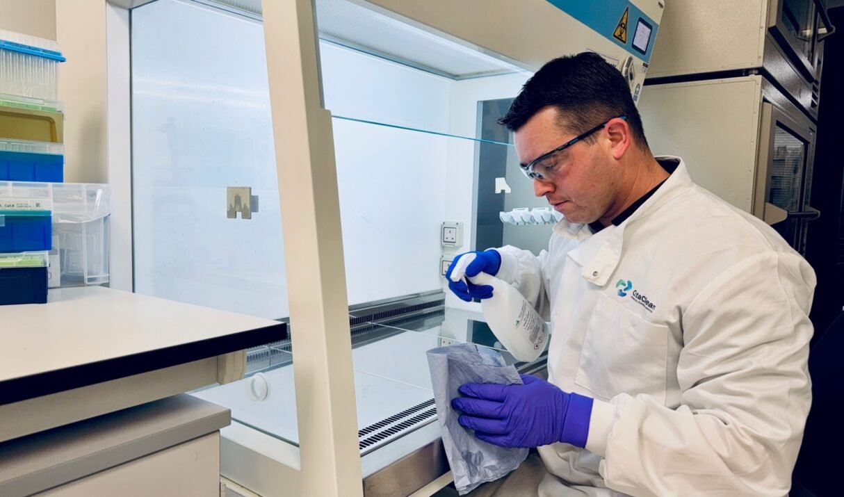 Top 10 FAQs – laboratory cleaning services